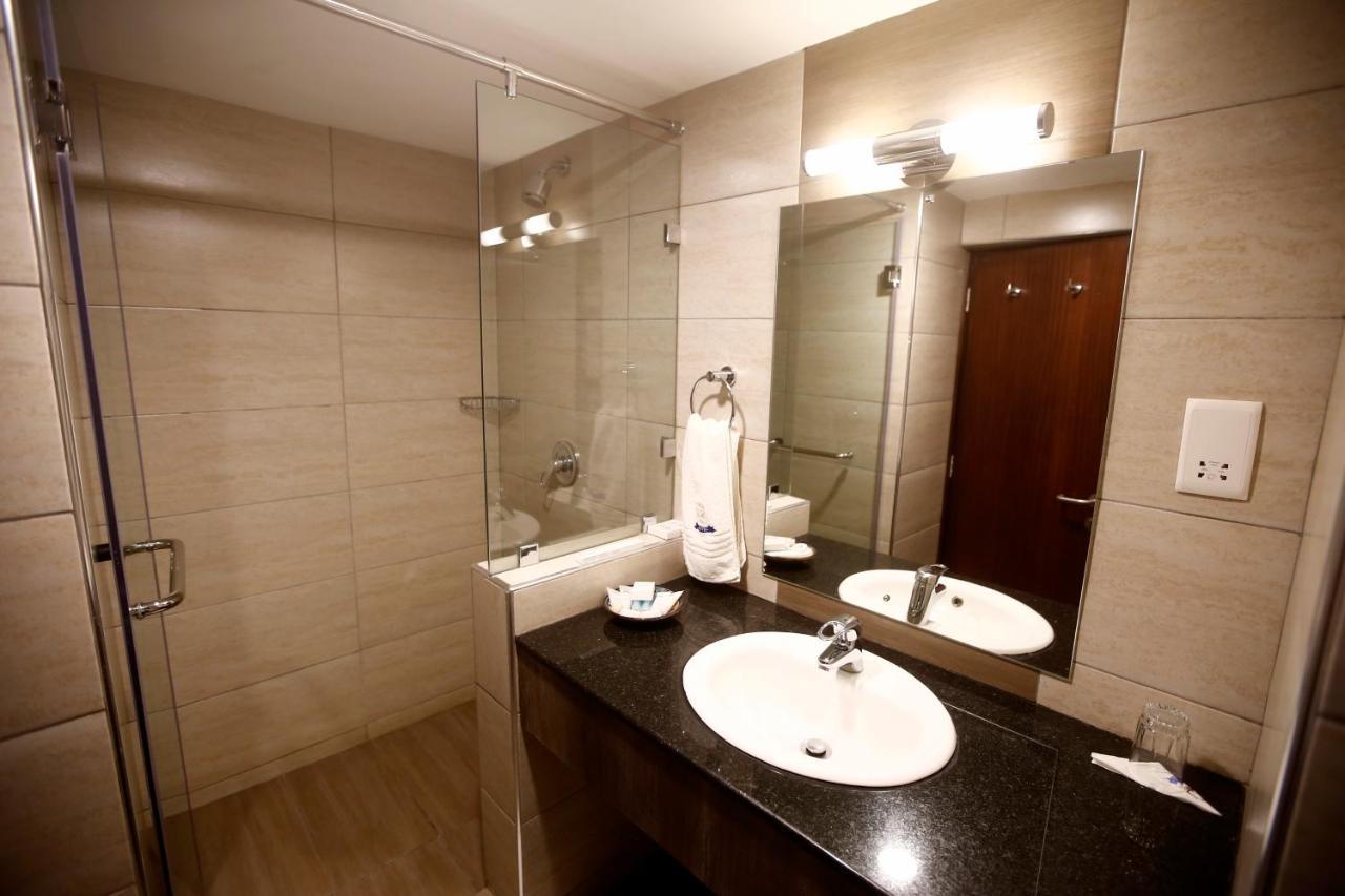 Merica Hotel Nakuru Eksteriør billede